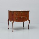 1154 3506 CHEST OF DRAWERS